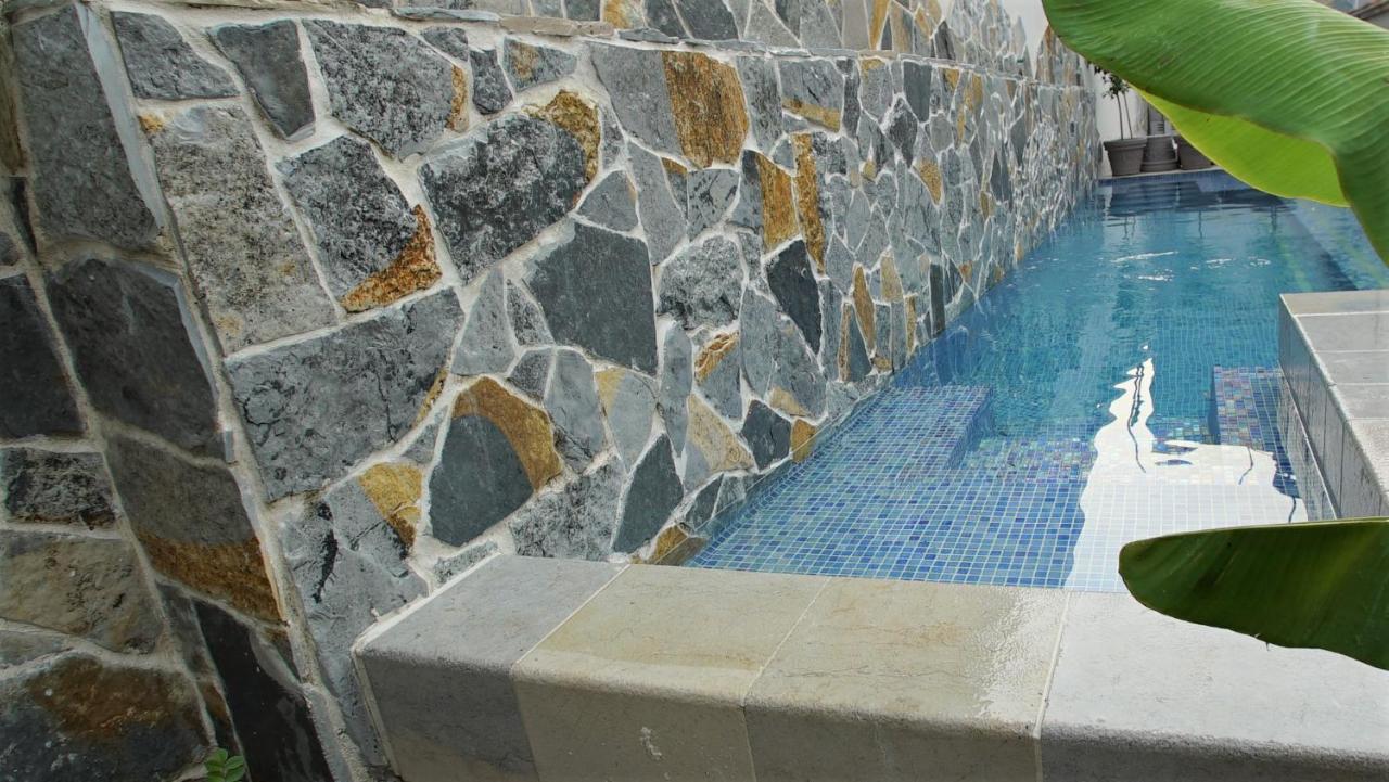 Penthouse Stoliv New Spa-Pool Villa Is Located 5M From The Sea, Exclusive Terrace,Private Jetty Wih Sunbeds, Pebble Beach, Secluded Location Total Area 375M2 At Your Disposal كوتور المظهر الخارجي الصورة