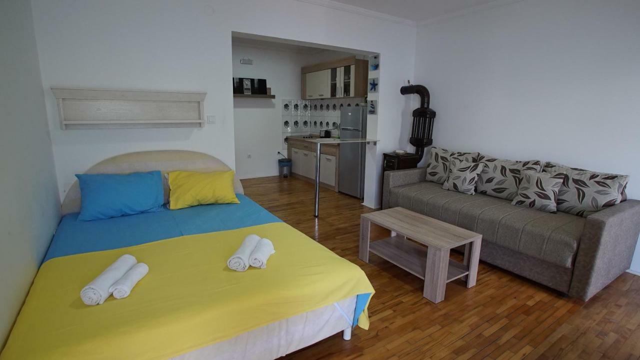 Penthouse Stoliv New Spa-Pool Villa Is Located 5M From The Sea, Exclusive Terrace,Private Jetty Wih Sunbeds, Pebble Beach, Secluded Location Total Area 375M2 At Your Disposal كوتور المظهر الخارجي الصورة